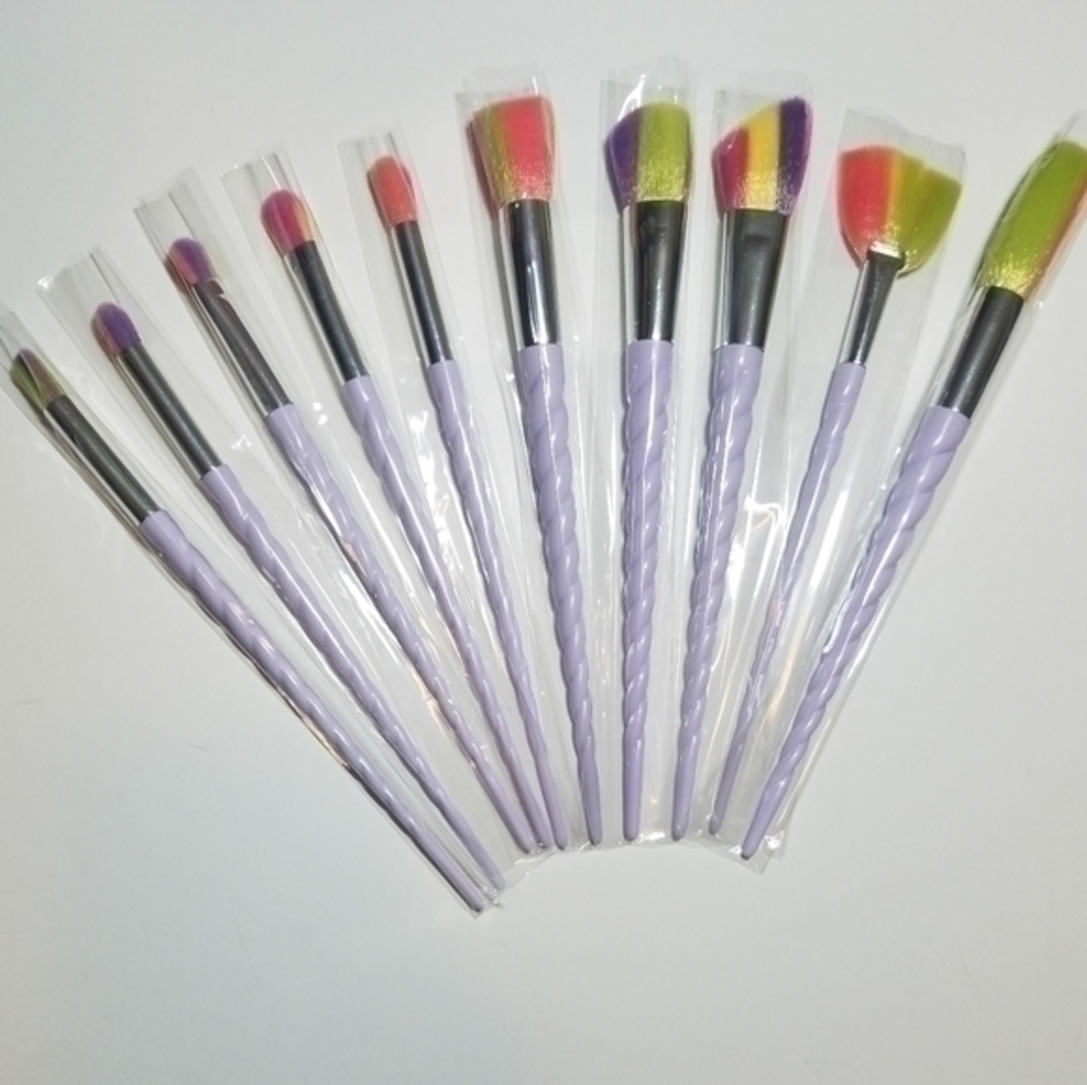 10 Piece Unicorn Makeup Brush Set - Picture 4 of 7